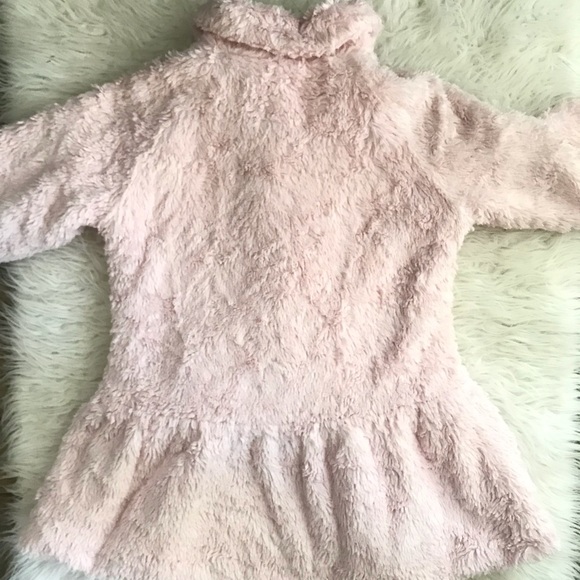 Widgeon faux fur pink peplum jacket with b… - Picture 2 of 4